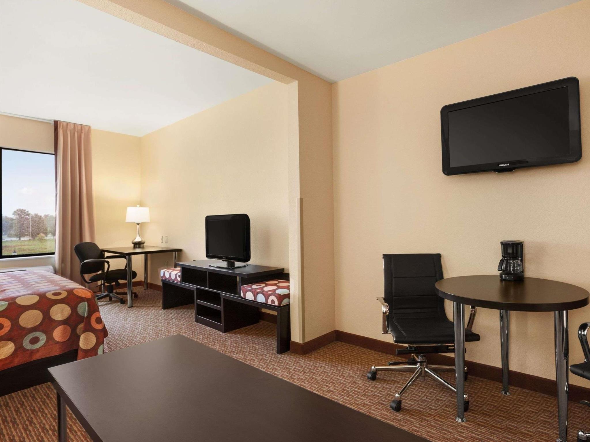 Super 8 By Wyndham Pennsville/Wilmington Exterior photo